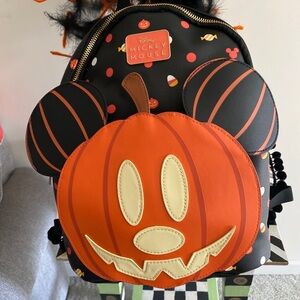 Bioworld Disney Mickey Mouse Jack-O-Lantern Backpack Glow in the Dark Halloween